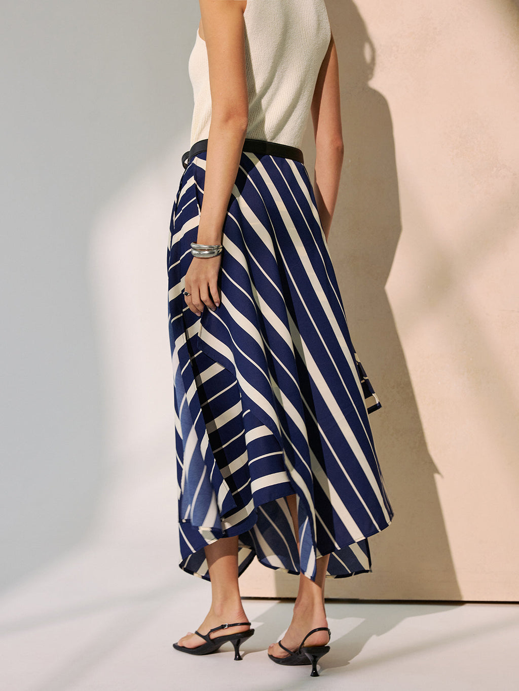 Diagonal Stripe Asymmetric Midi Skirt without Belt