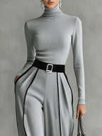 Vera™ - Elegant set with contrast details