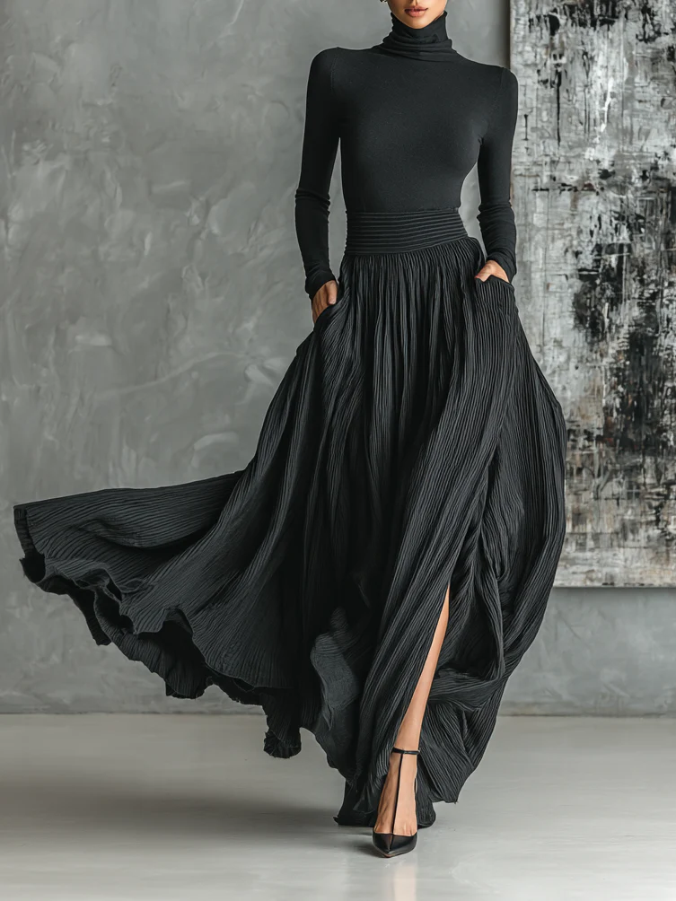 Eva™ - Elegant set with a pleated skirt
